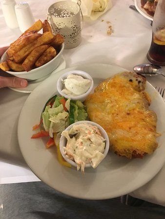 Retriever Bar & Restaurant